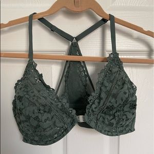 4 pack Victoria Secret Bralettes '